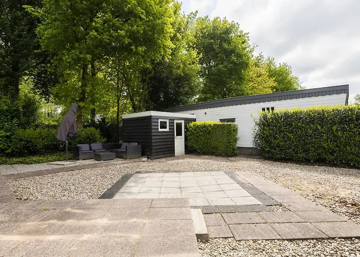 Ideaal Veluwe Bos Met Sfeervolle Pelletkachel * Пюттен